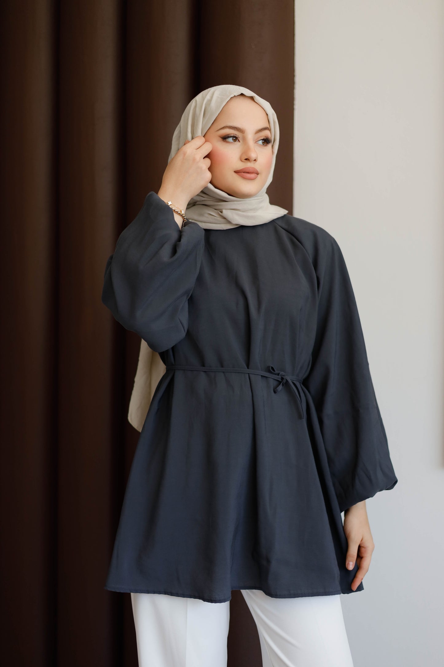 Balon Kol Bel Bağlamalı Tesettür Gömlek - Antrasit