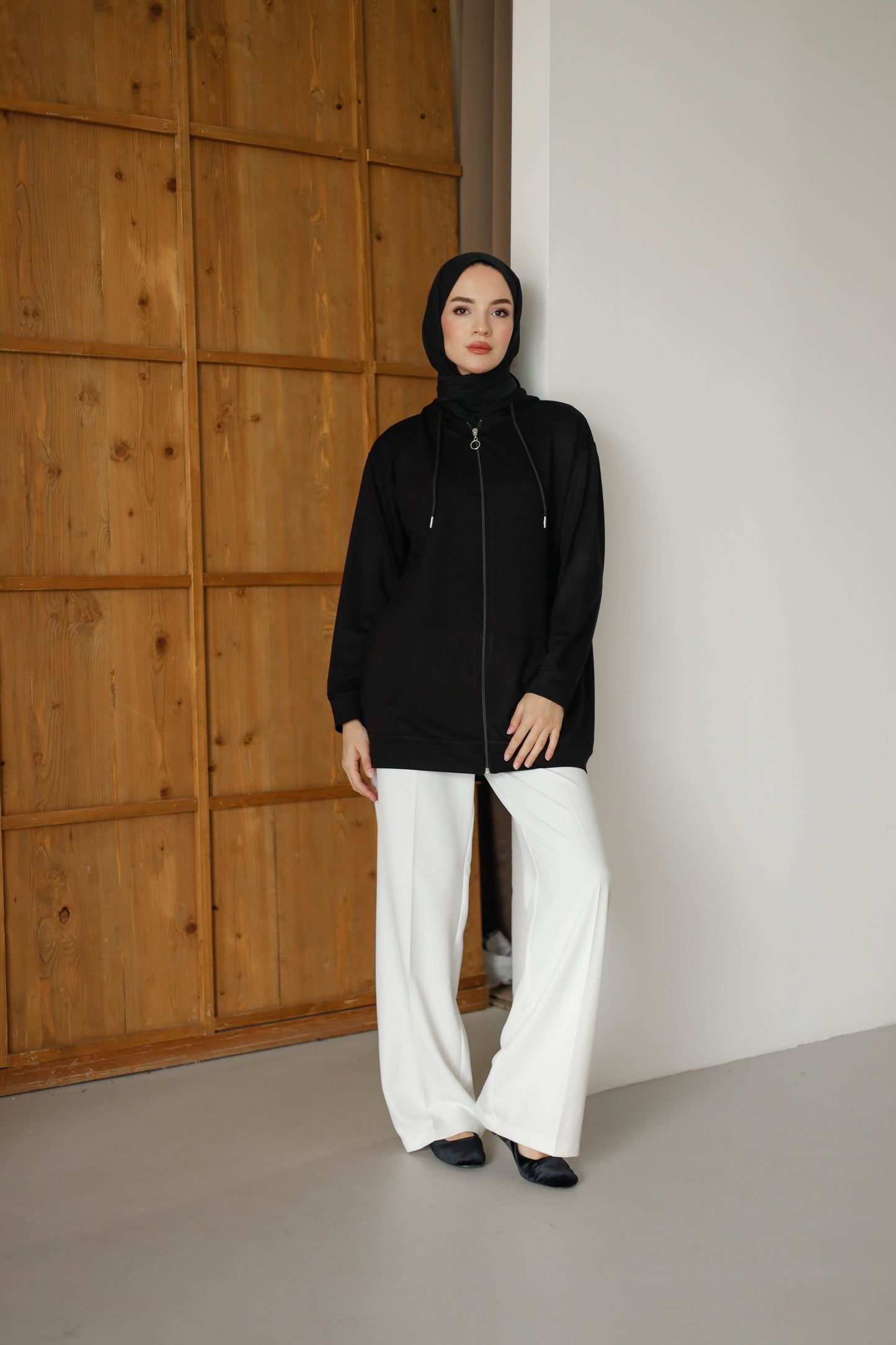 Kapüşonlu Ve Cepli Tesettür Sweatshirt - Hırka