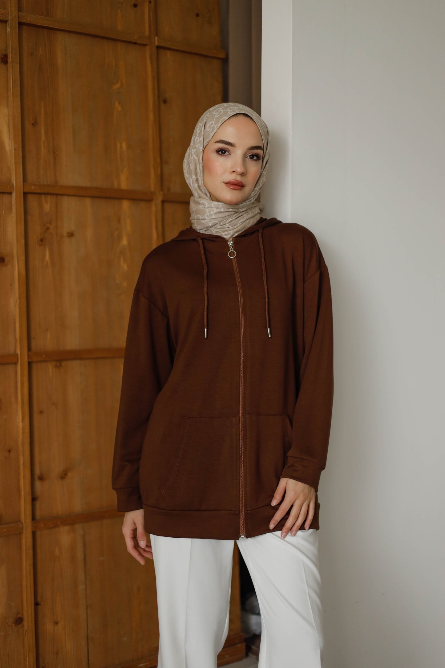 Kapüşonlu Ve Cepli Tesettür Sweatshirt - Hırka