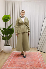 Bel Büzgülü Önü Düğme Detaylı Tesettür Takım - Haki