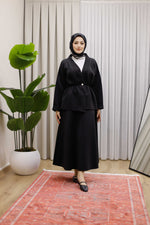 Bel Büzgülü Önü Düğme Detaylı Tesettür Takım - Siyah