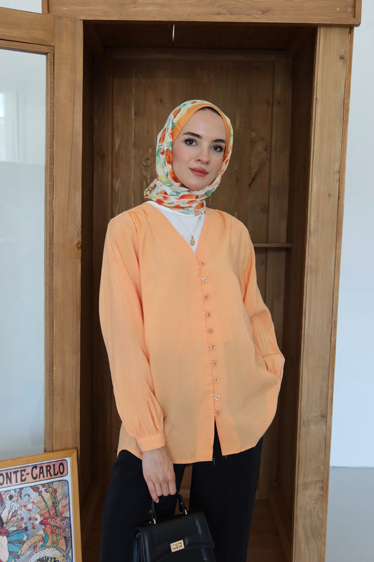 V Yaka Önü Düğme Detaylı Tesettür Gömlek - Turuncu