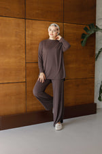 Esnek Ve Yumuşak Dokulu Oysh Tesettür Takım - Kahverengi