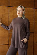 Esnek Ve Yumuşak Dokulu Oysh Tesettür Takım - Kahverengi