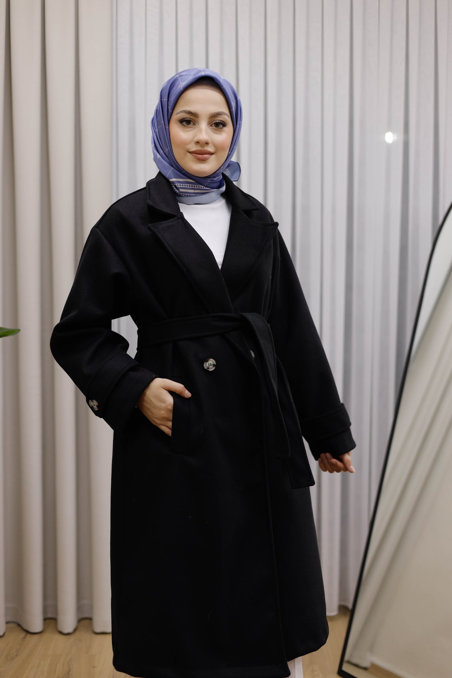 Ceket Yaka Kruvaze Kuşaklı Premium  Ara Boy Kaban  - Siyah