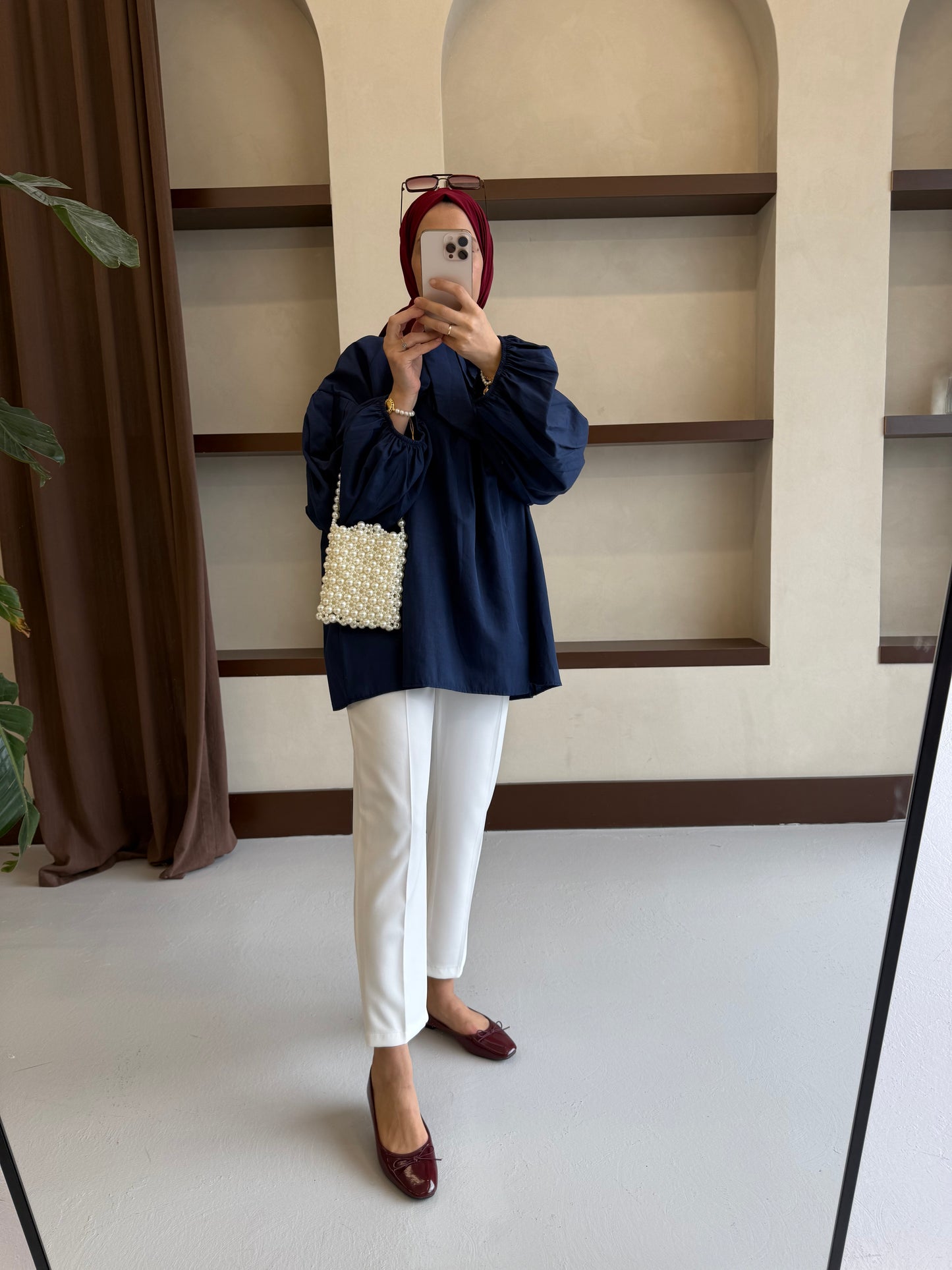 Yakası Bağlamalı Balon Kol Tesettür Gömlek - Lacivert