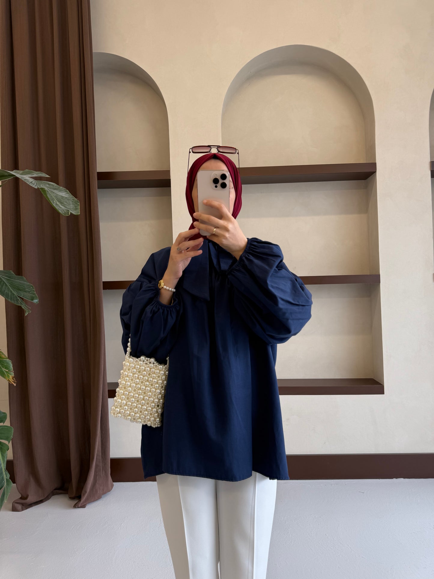 Yakası Bağlamalı Balon Kol Tesettür Gömlek - Lacivert