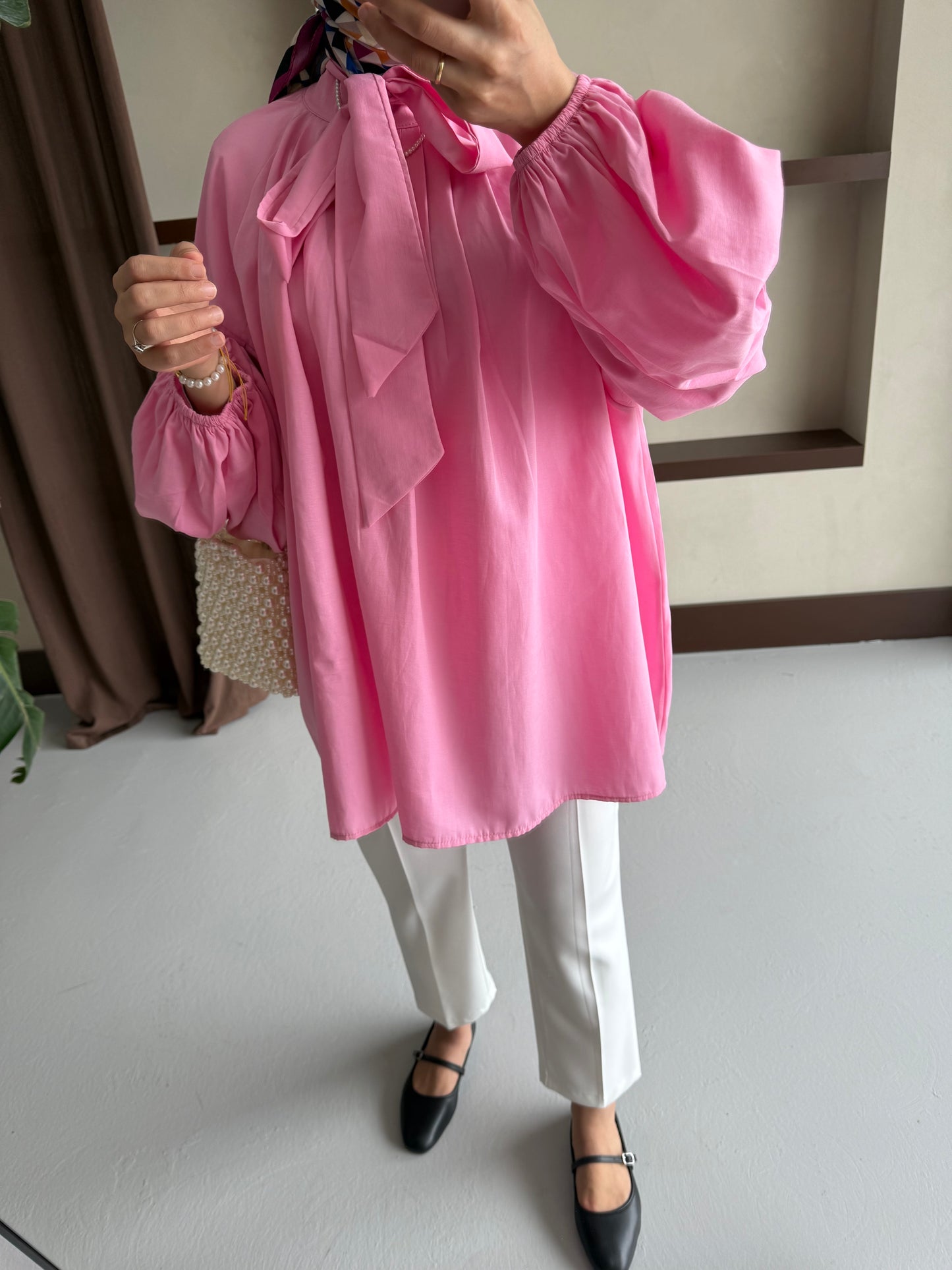 Yakası Bağlamalı Balon Kol Tesettür Gömlek - Pembe