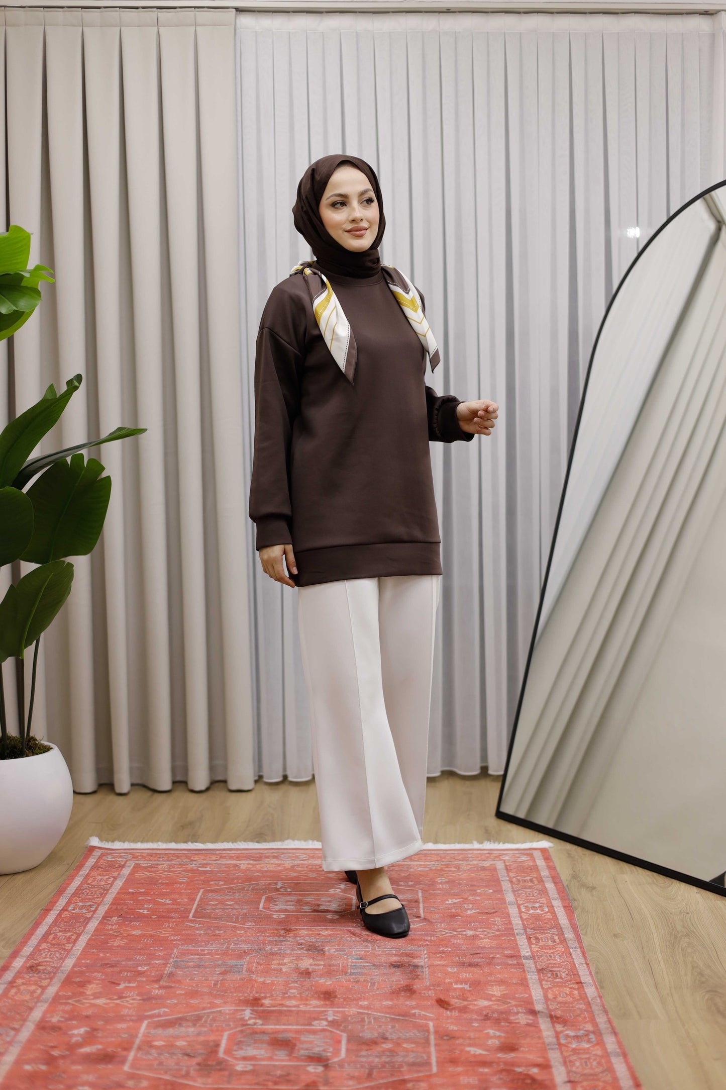 Yaka Fularlı Tunik - Kahverengi