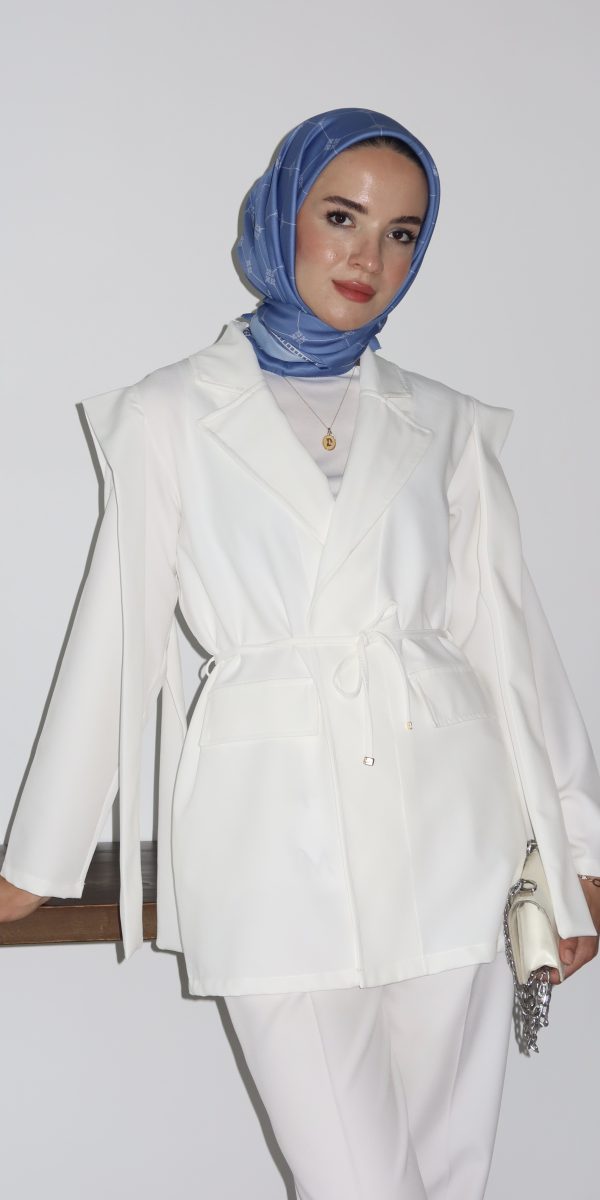 Bel Bağlamalı Blazer Ceket